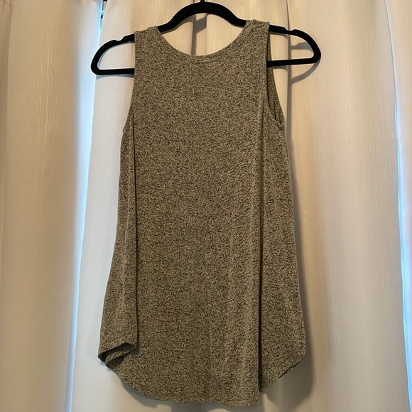 GRAY Luxe Soft-Spun High-Neck Swing Tank for Women - Picture 2 of 4